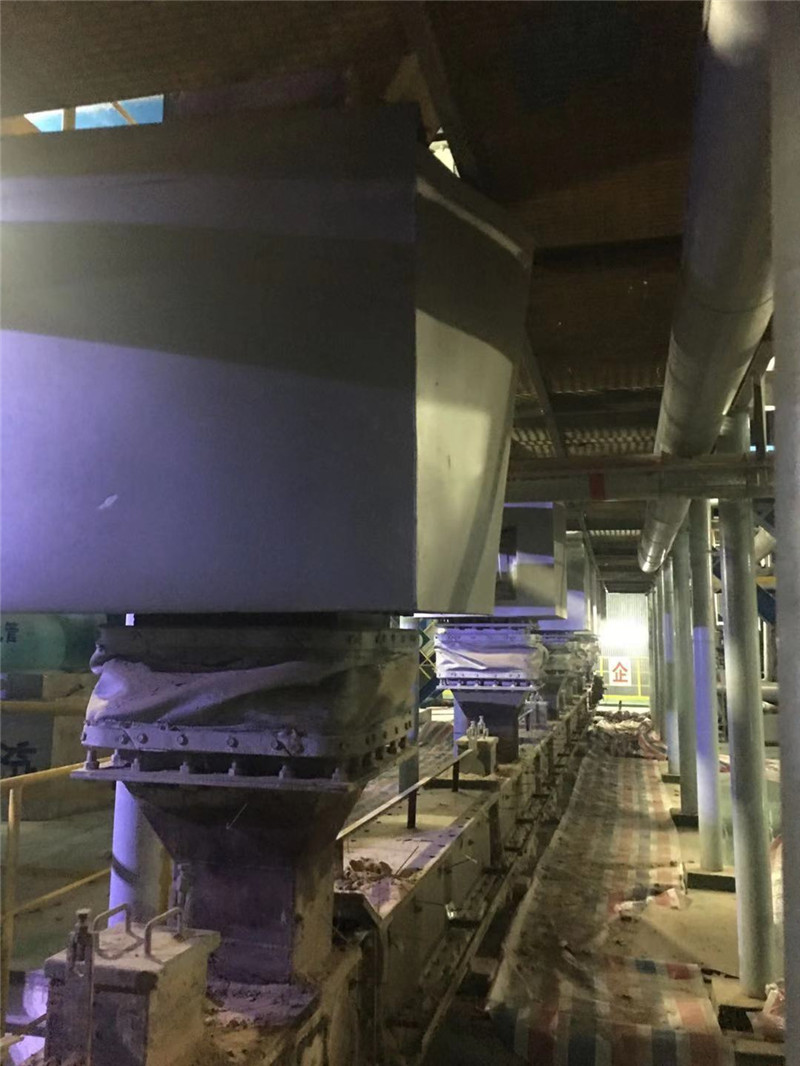 垃圾電廠刮板機(jī)膨脹節(jié)項(xiàng)目案例 垃圾電廠刮板機(jī)膨脹節(jié)項(xiàng)目案例